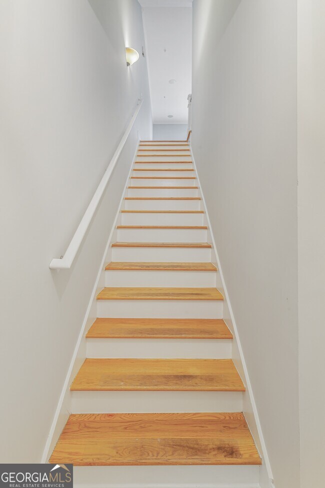 Photo - 1953 Sterling Oaks Cir NE