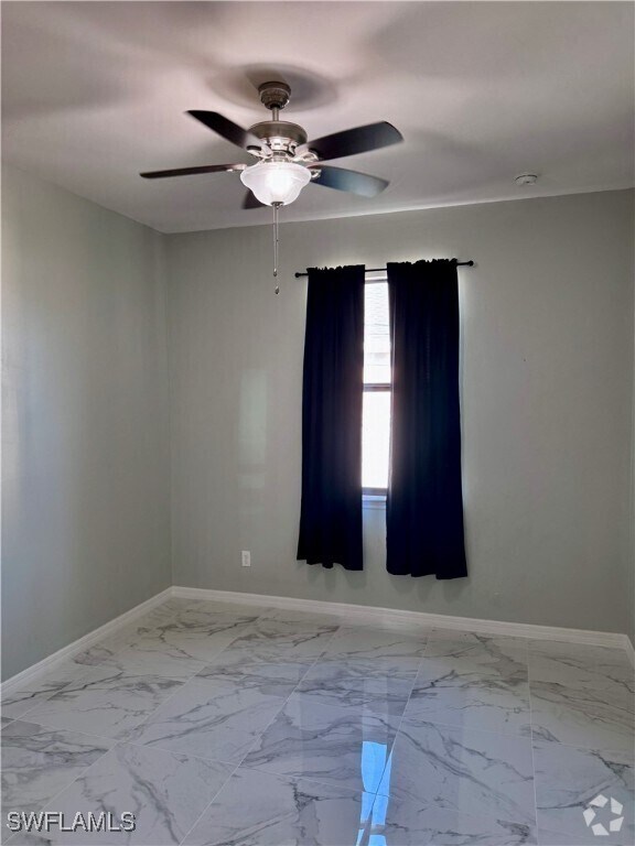 Building Photo - 2322 SW 27th St Rental