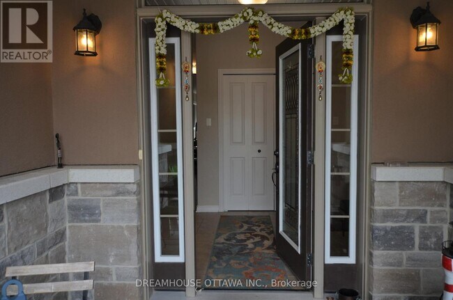 Photo - 168 Grainstone Way