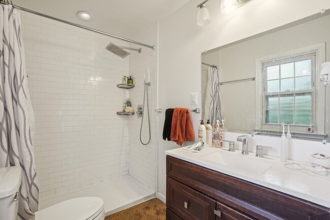 Photo - 8310 48th Ave