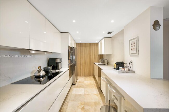 Photo - 701 Brickell Key Blvd Unidad 512