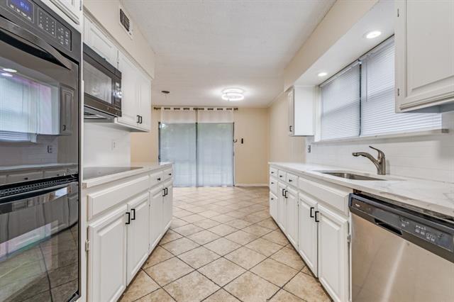 Photo - 1817 Oakhurst Dr