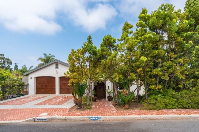 One-of-a-Kind Riviera Home Backing to El R... - One-of-a-Kind Riviera Home Backing to El R...