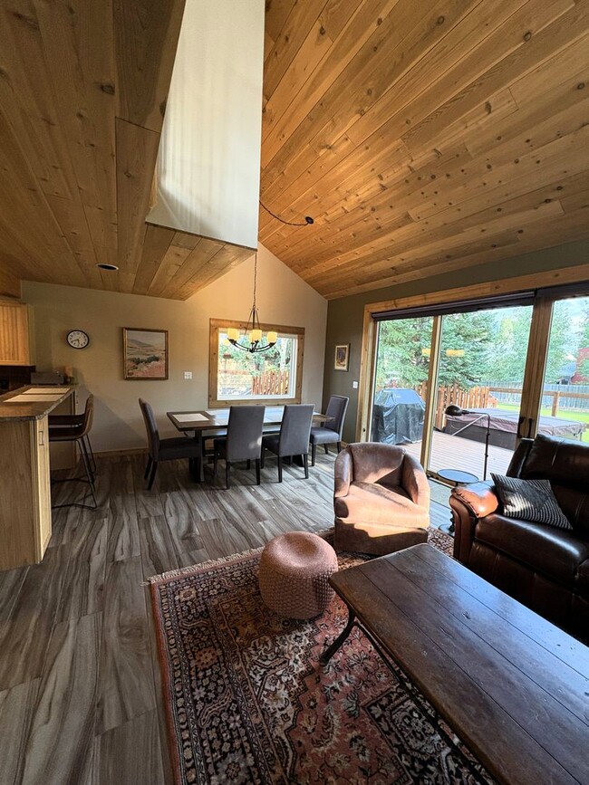 Photo - 231 E Rabbit Ct