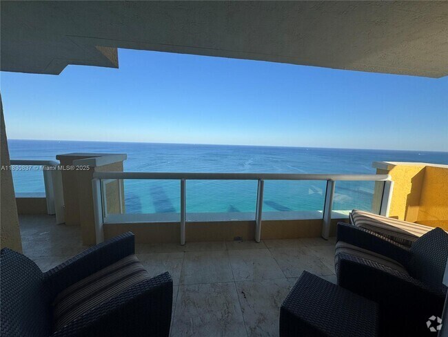 Building Photo - 17875 Collins Ave Unit 4306 Rental