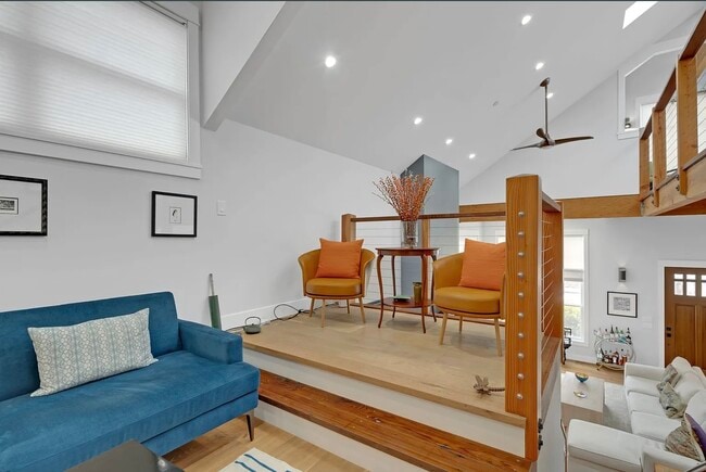 Photo - 532 S Branciforte Ave