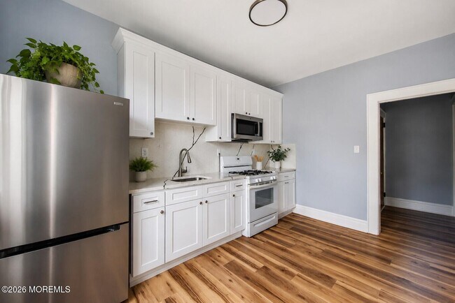Photo - 782-786-786 Mt Prospect Ave