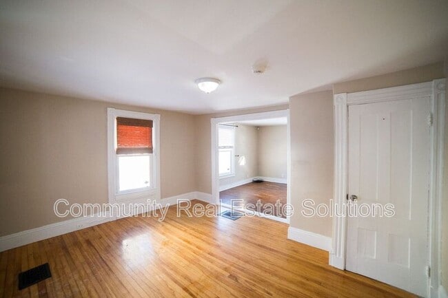 Photo - 11 Cottage St