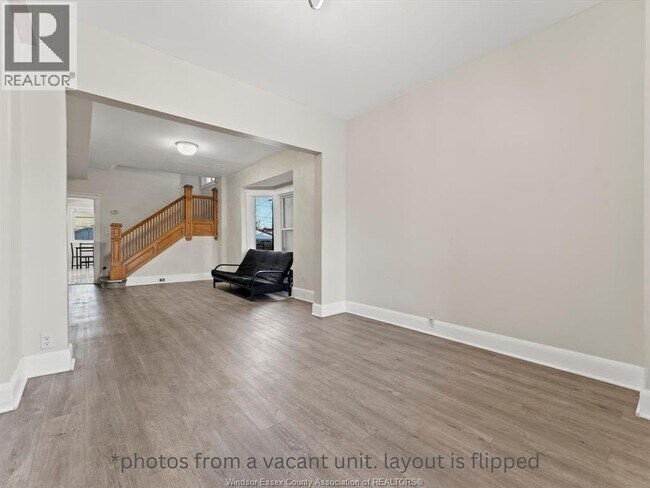 Photo - 223 Gladstone Ave