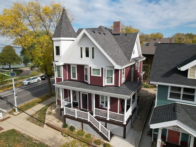 Photo - 601 E Gorham St Unit 1