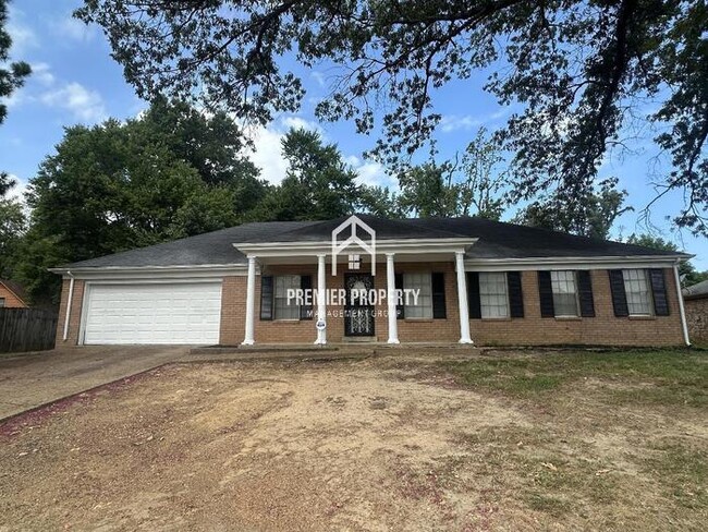 Building Photo - 2777 Chiswood St Rental
