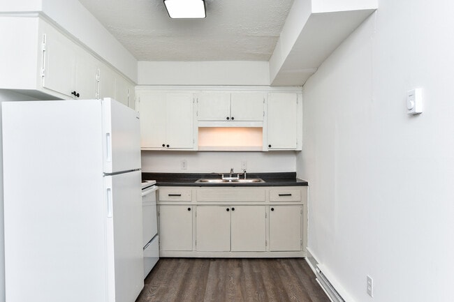 Photo - 409 Lily St Unit 27