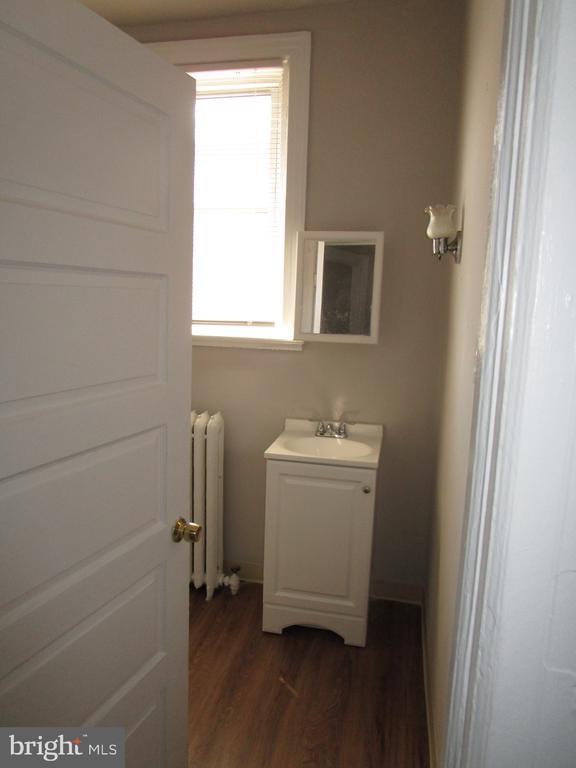 Photo - 5358 Woodland Ave