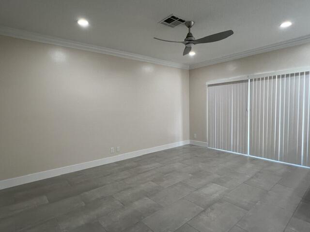 239 Leland Ln