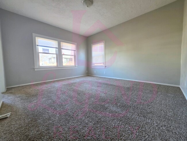 Photo - Move-In Ready 2BR Home in Ritenour School District!