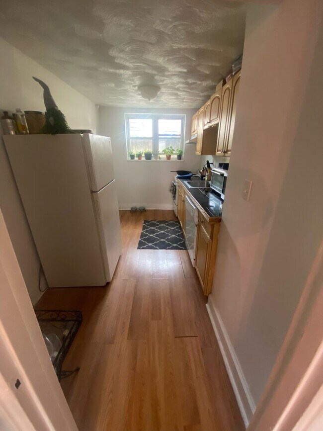 Photo - Great 2 bed 1 Bath in Brighton