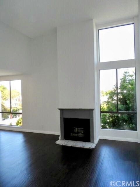Huge living area with fireplace - 7001 S La Cienega Blvd Condo Unit PH9