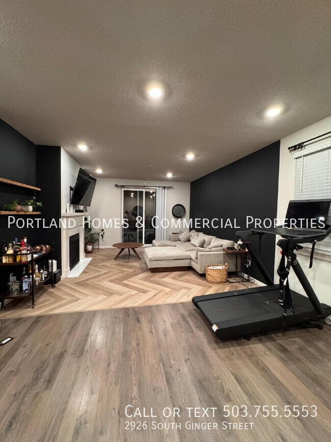 Photo - 2926 S Ginger St