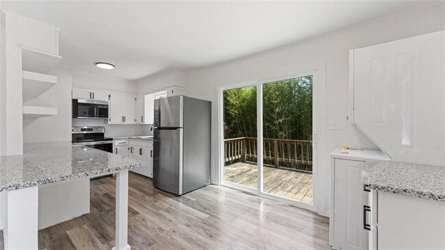 Photo - 828 W Caraway St