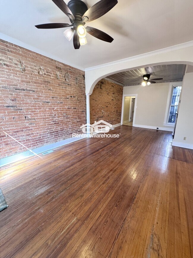 Photo - 1802 Gough St