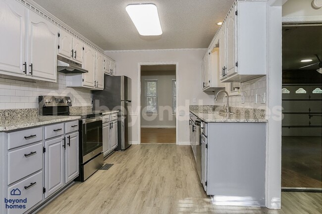 Photo - Ready to upgrade your lifestyle in Colony West? 3 Bed 2 Bath Home