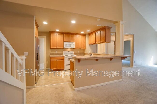 Photo - 8019 NE 61st St