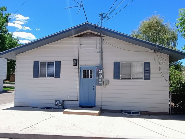 Photo - (400 W) Left Duplex Unit 164 N. 400 W. #B
