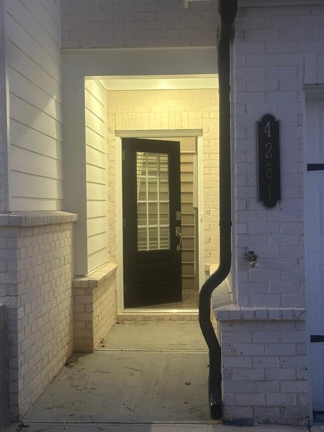 Photo - 2482 Van Fleet Cir