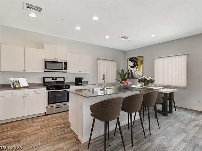 Photo - 6432 Spiced Butter Rum St