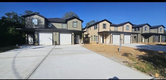 Photo - 169 S 10th St