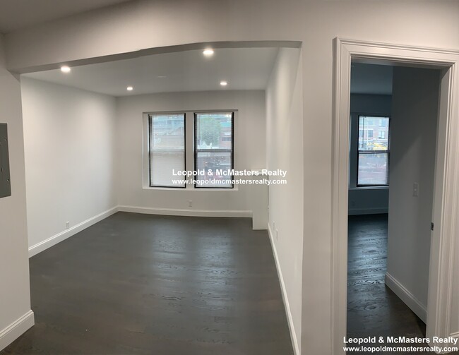 Building Photo - 100 Peterborough St Rental