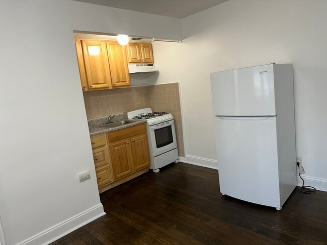 1104 Palisade Ave Unit 4S