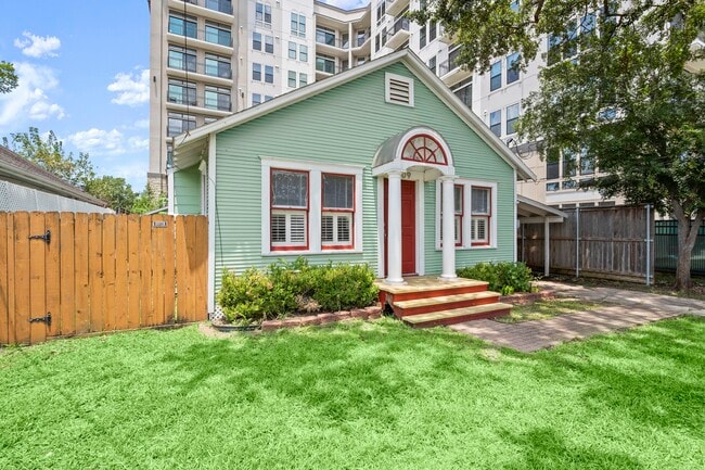 Photo - 1409 Dorothy St