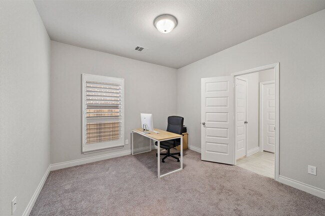 Photo - 15502 Rainbow Trout Dr