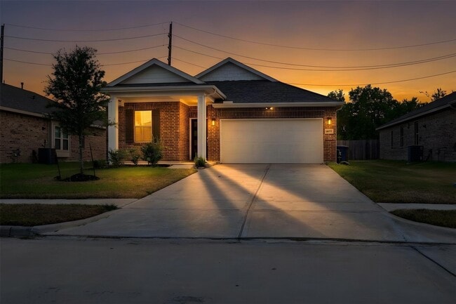 4419 Bay Vista Dr