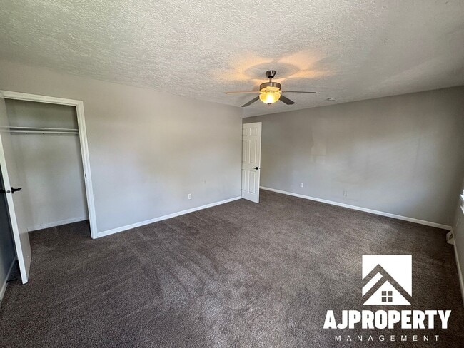 Photo - 3302 S Lincoln Ave