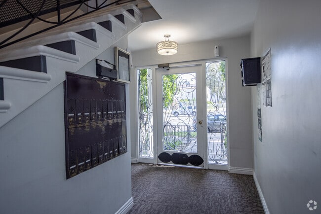 Chateau Olympic Apartments