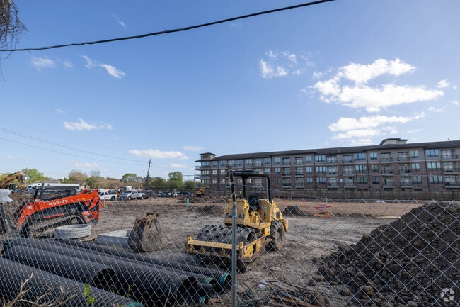 Building Photo - The Rushmore