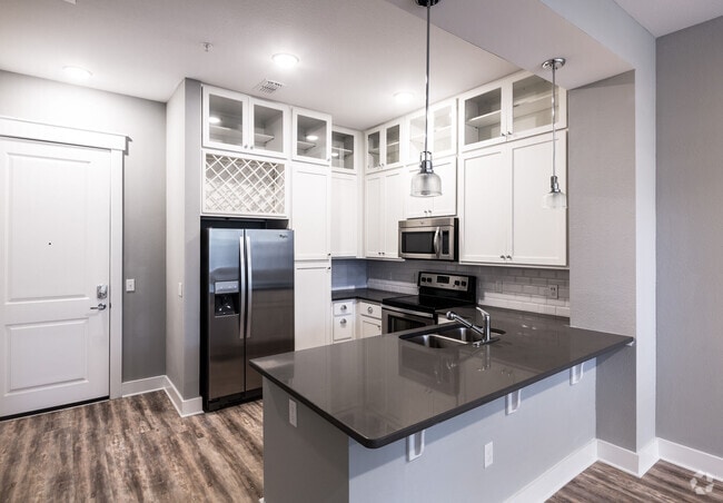 Building Photo - Novus Westshore Rental