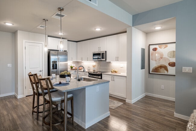 2BR 2BA - 1789SF - Kitchen