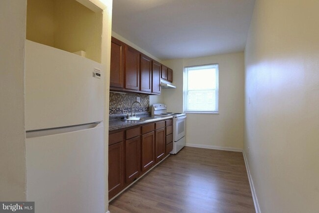 Photo - 4329 Halley Terrace SE