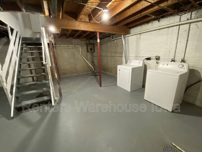 Photo - 816 Hartford Ave