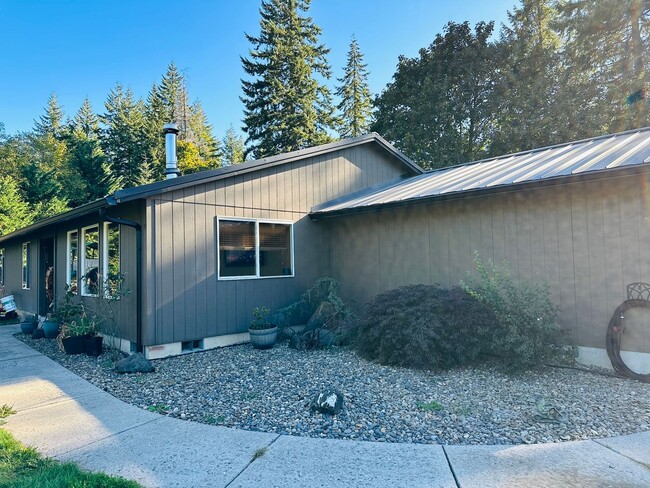 Photo - Beautiful Acreage Property