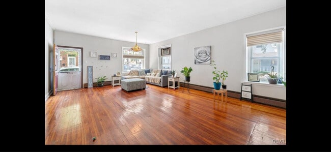 Photo - 557 Park St Unit 1