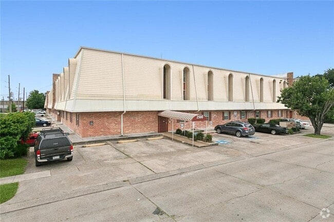 Building Photo - 2500 Houma Blvd Unit 215 Rental