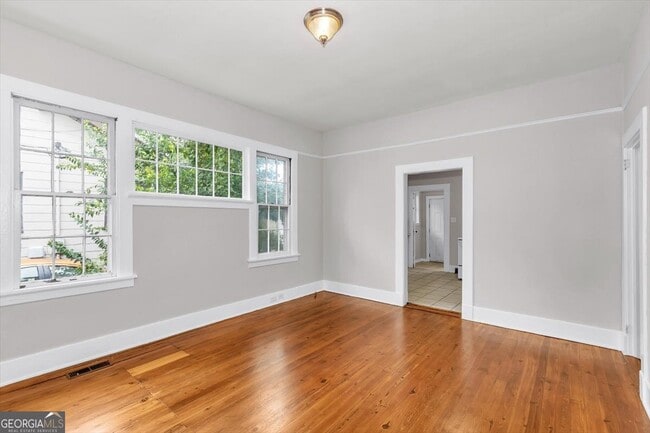 Photo - 2008 Starnes St