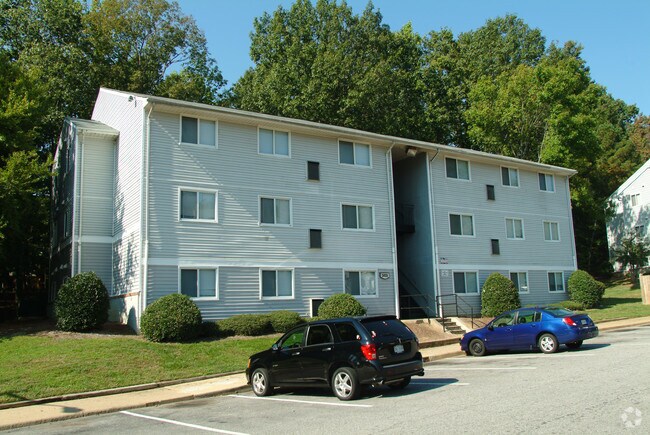 Woodland Crossing - Woodland Crossing Apartments