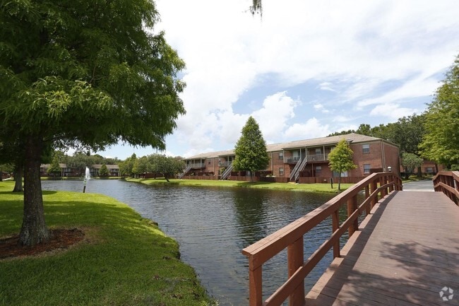 Carlton Arms North - Carlton Arms North