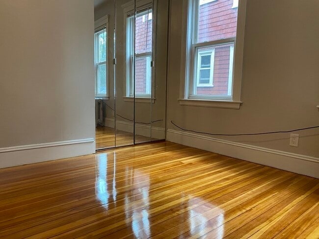 Photo - 45 Seymour St Unit 2