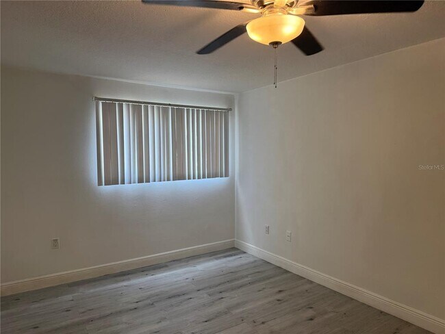 Photo - 900 N Lake Destiny Rd Unit A